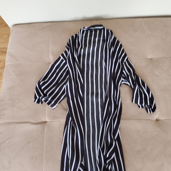 George shawl - Picture 2 of 2